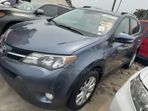 Toyota RAV4 2014 Blue
