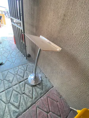 A Pulpit Acrylic Single Pole