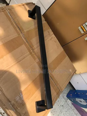 60cm Matt Black Single Towel Rail