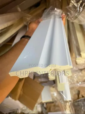 Wall Cornice Home Interior