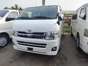 Toyota HiAce 2008 White