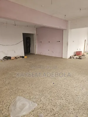 Anewly Office Space Along Ogunnusi