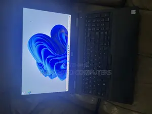 Laptop Dell Precision 5570 8GB Intel Core I7 SSD 250GB