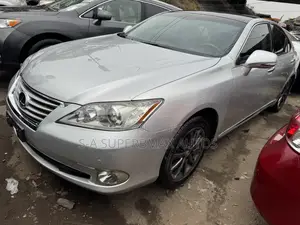 Lexus ES 350 2011 Silver