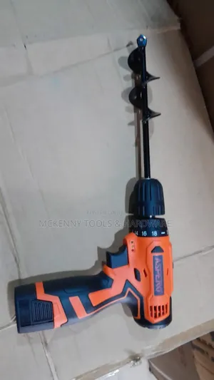 Cordless Earth Auger Machine