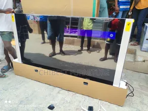 Hisense 65inches Smart Tv.