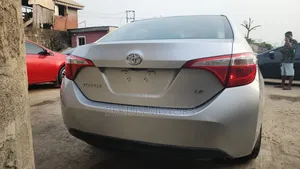 Toyota Corolla 2015 Silver