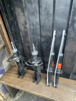 Set 4 Pics Shock Absorbers Chrysler 200 Brand New