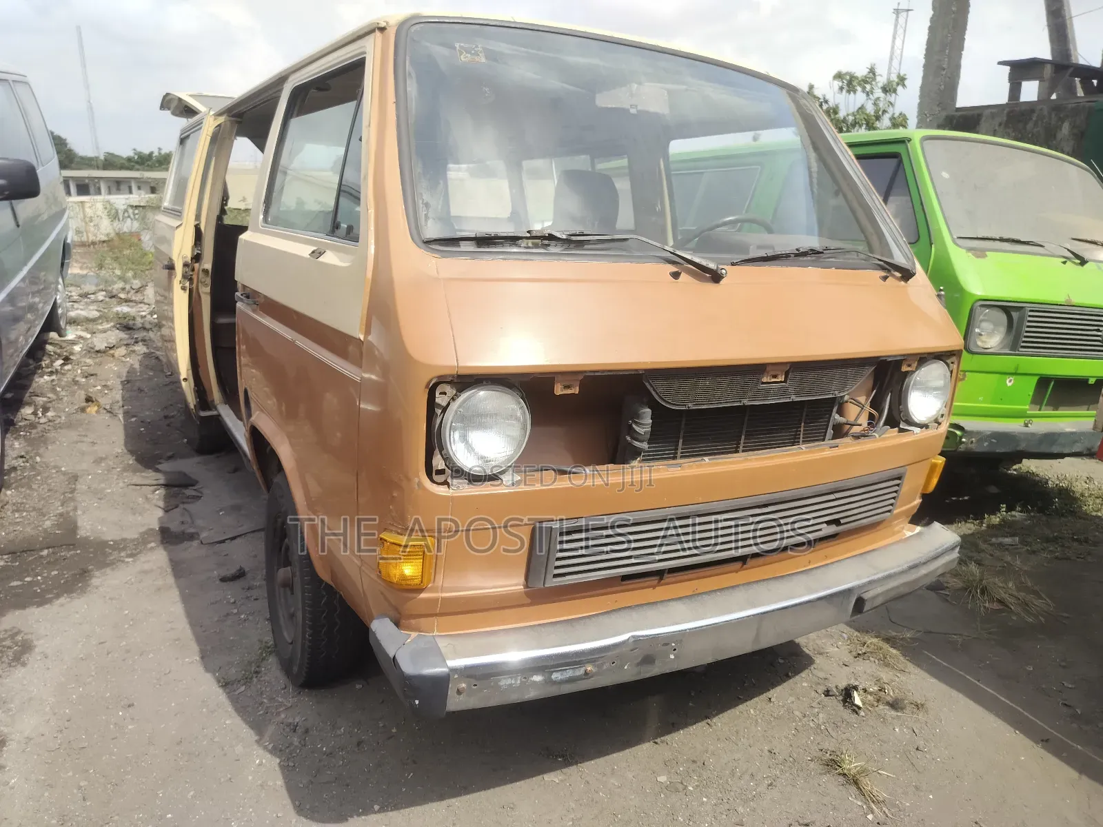Volkswagen Transporter 2002 Orange