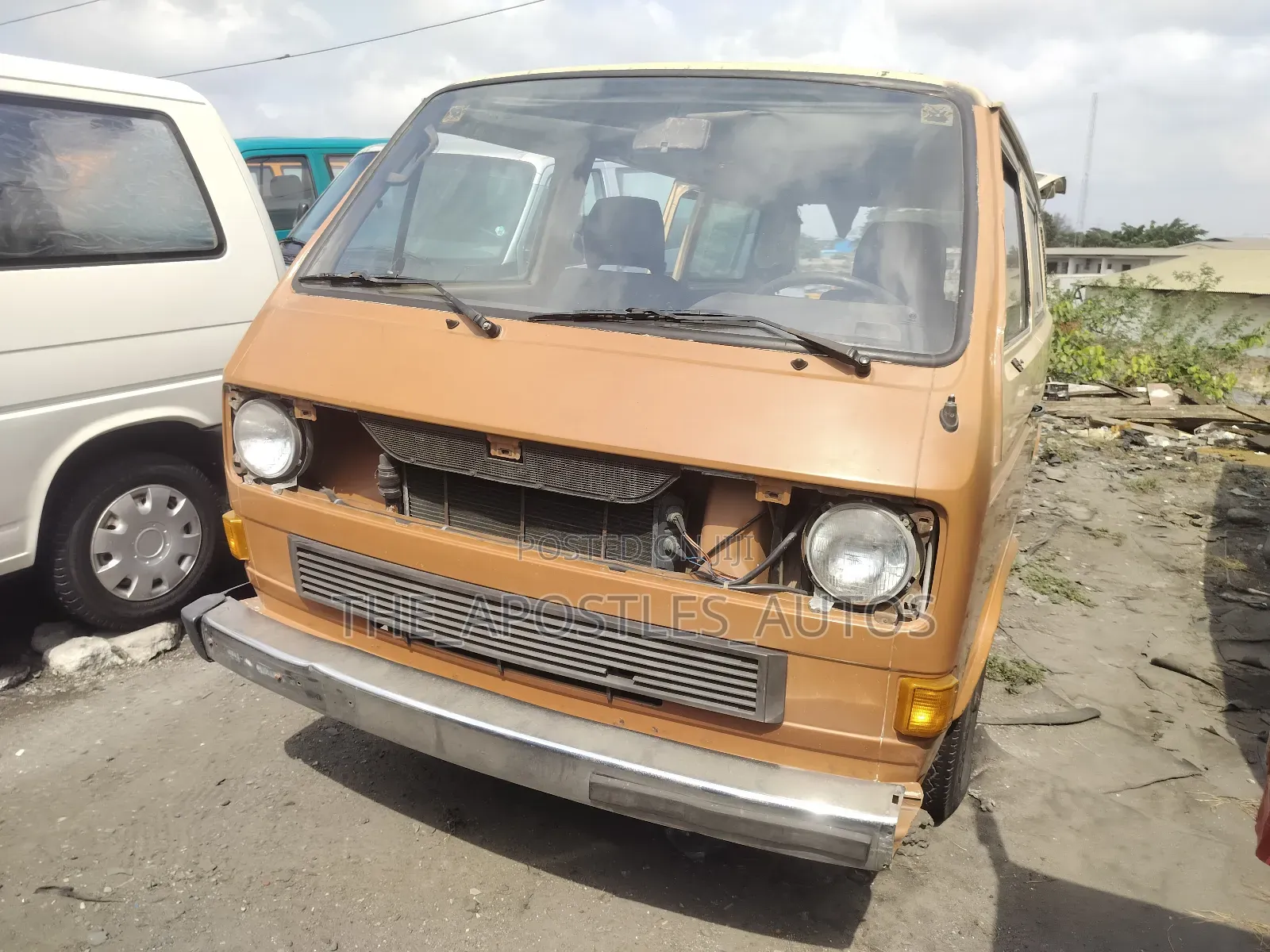 Volkswagen Transporter 2002 Orange