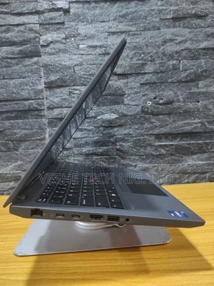 Laptop Lenovo ThinkPad T14 16GB Intel Core I7 SSD 256GB
