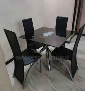 Portable Glass Dinning Set.
