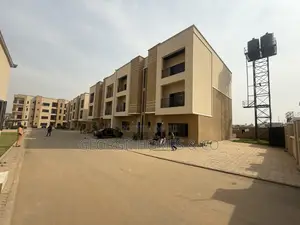 4bdrm Townhouse/Terrace in Kado for sale