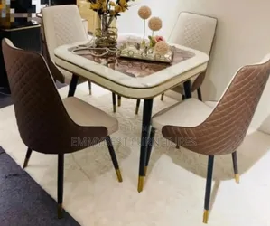 Classic 4 Seaters Dinning Set.