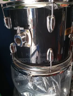 Tovaste Drum Set