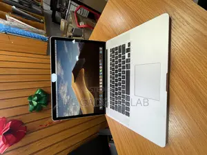Laptop Apple MacBook Pro 16GB Intel Core i7 SSD 512GB