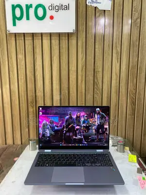 Laptop Samsung Galaxy Book4 8GB Intel Core Ultra 5 SSD 256GB