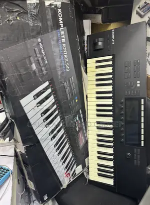 Komplete Kontrol S49 Smart Usb Midi Keyboard Controller