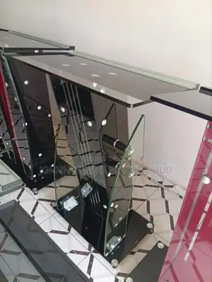Unique Tempered Glass Church Pulpits