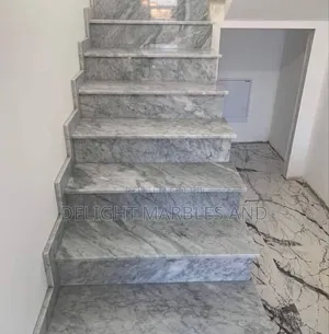 Carrara Steps