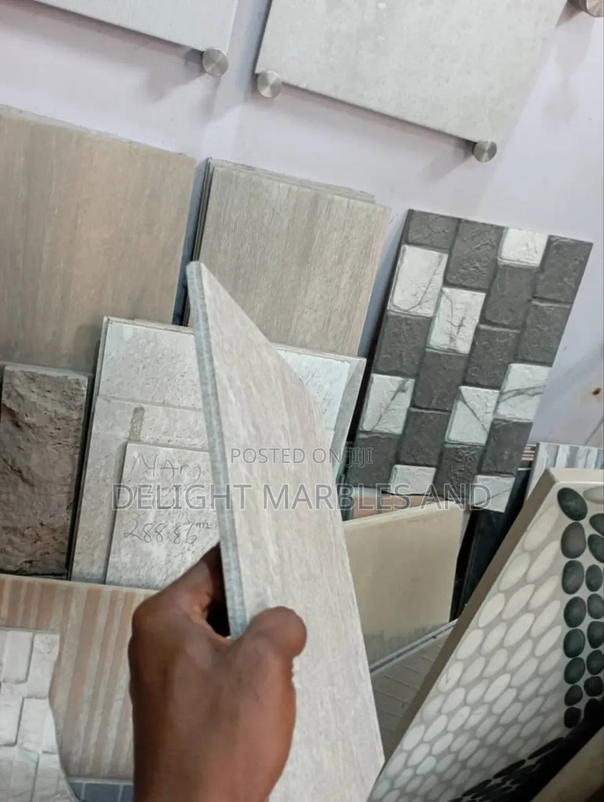 Compounds Tiles