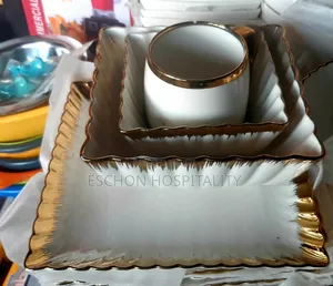 Luxury Gold Dinner Eating Plate Set = 4 PCS