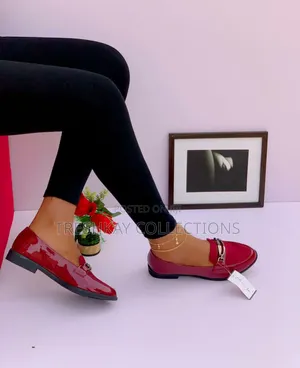 Lovely Et Quality Ladies Flat Shoe