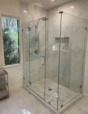 Aquaglassshowercubiclezone