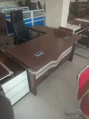 YF Executive Office Table and Chairs Set