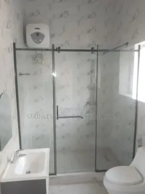 Glassshowercubicleelegance