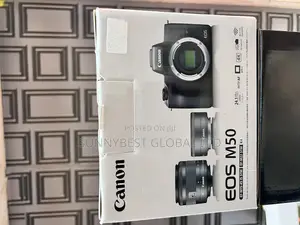 Canon M50 With 15-45mm Lens