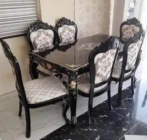 Luxurious Royal Dining.
