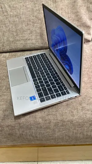 Laptop HP EliteBook 840 G8 8GB Intel Core I5 SSD 256GB