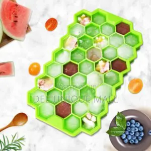 Silicon Flexible Ice Cube Maker With Lid Cover - 1pcs