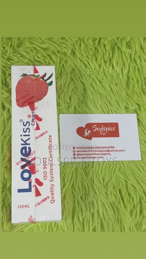 Lovekiss Strawberry Lubricants