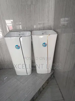 Standing Wash Hand Basin With Colored Line