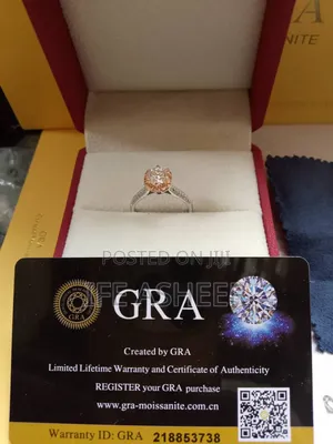 Mossanite Diamond Stone Proposal Ring 012 - Silver Gold