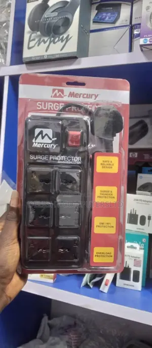 Mercury Surge Protector With 6 Universal Ports
