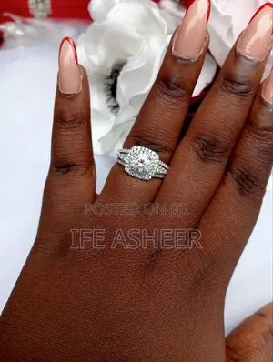 Deluxe Silver Mossanite Diamond Stone Engagement Ring