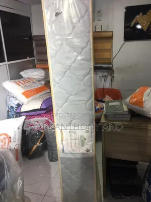 5ft by 6ft, 10inches MOUKA Regina Semi Orthopedic