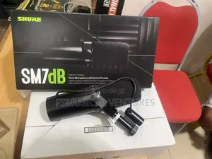Shure Sm7db Dynamic Vocal Microphone W/Built in Preamps