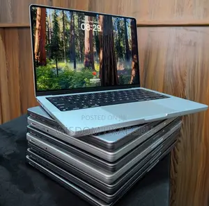 Laptop Apple MacBook Pro 2021 M1 16GB Apple M1 Pro SSD 512GB