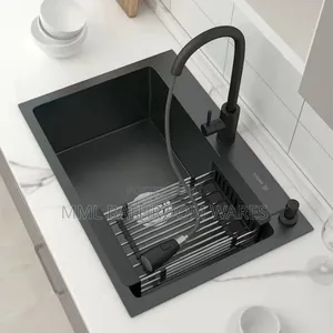 Single Bowl Kitchen Sink With Pull-Out Faucet