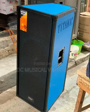 Professional Titanic Speaker TNT 215 
