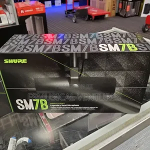 Shure Sm7b Dynamic Legendary Vocal Microphone