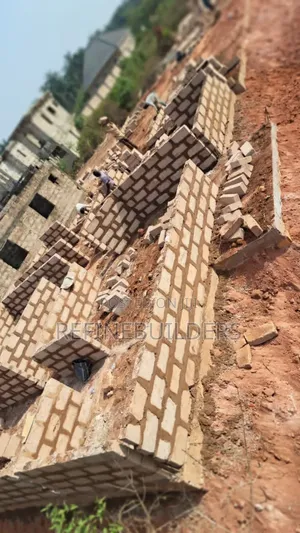 Civil Engineer / Architect