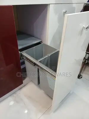Kitchen Bow