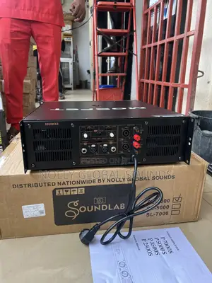 SOUNDLAB Professional Power Amplifies/Slave Model SL4000