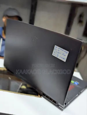 Laptop MSI GF65 Thin 10UE 16GB Nvidia SSD 1T