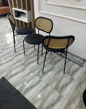Quality Chair for Restaurants, Bars and Home Use